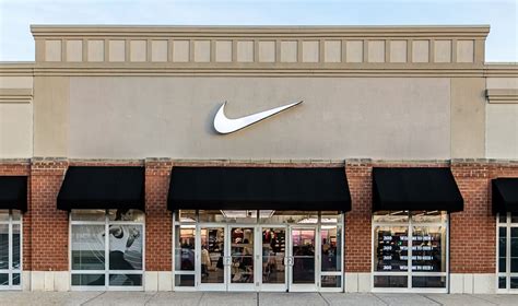 nike outlet store petaluma ca.